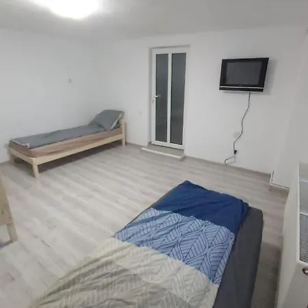 Villa De Inchiriat La Casa