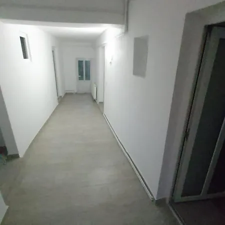 De Inchiriat La Casa Villa *