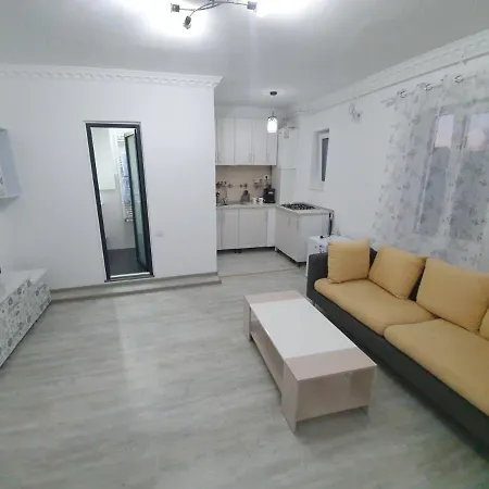 Villa De Inchiriat La Casa