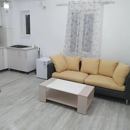 De Inchiriat La Casa