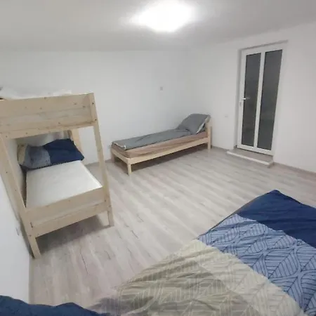 Villa De Inchiriat La Casa *